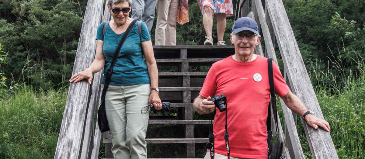 Socials Sjablonen (Sara) (Staand)