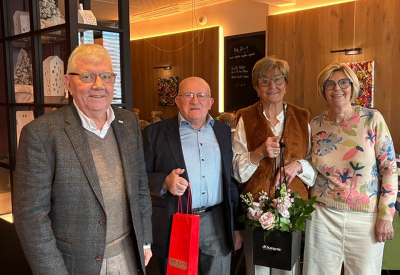 725F7b4b Bdb7 44Aa B7e0 63B0879ae9a4