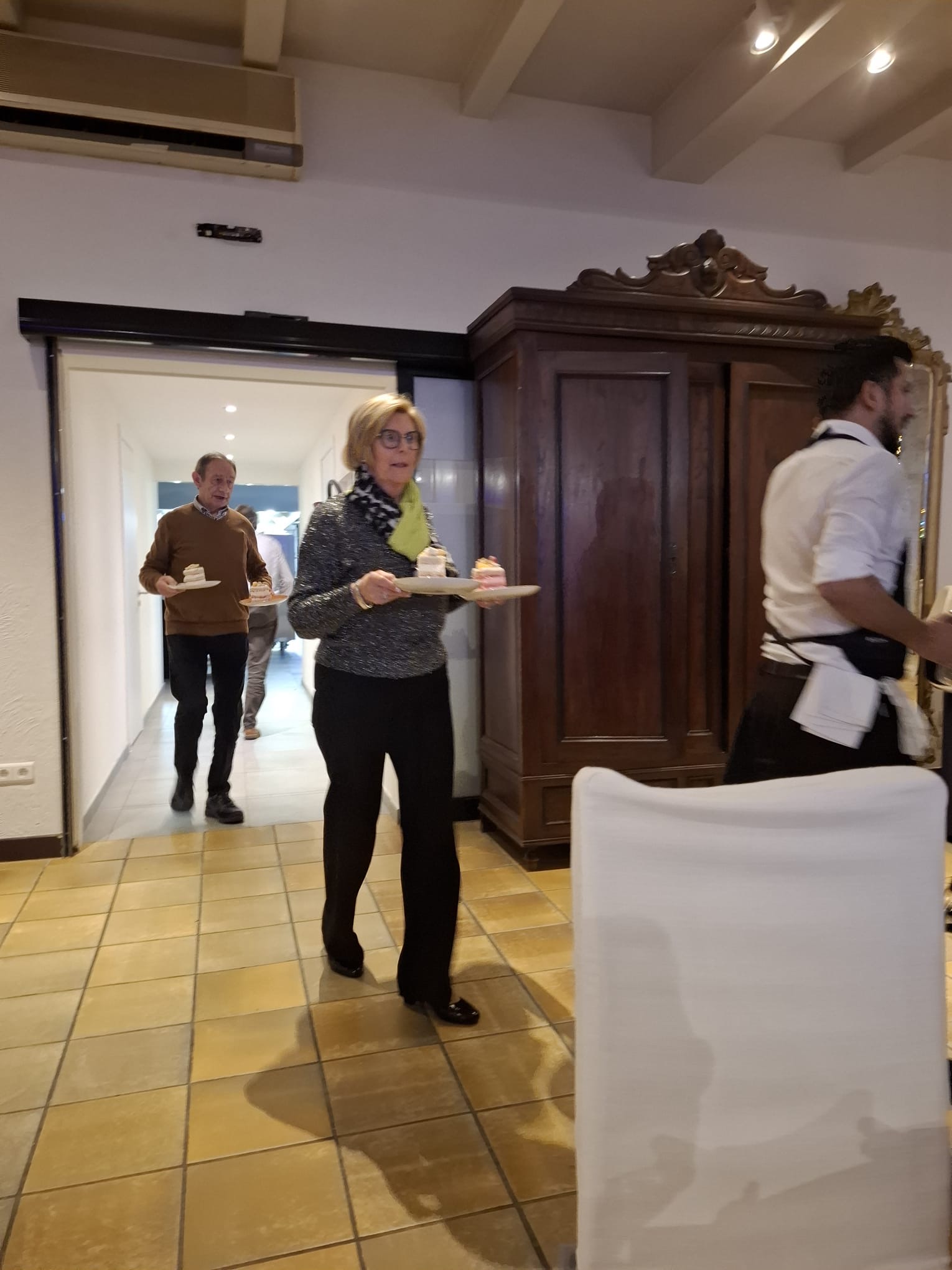 Ad754601 2737 48D5 B9a7 29B06231440f