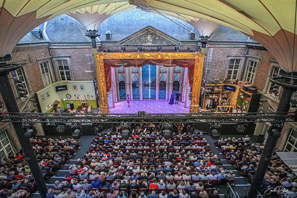 Zomeropera Foto (1)
