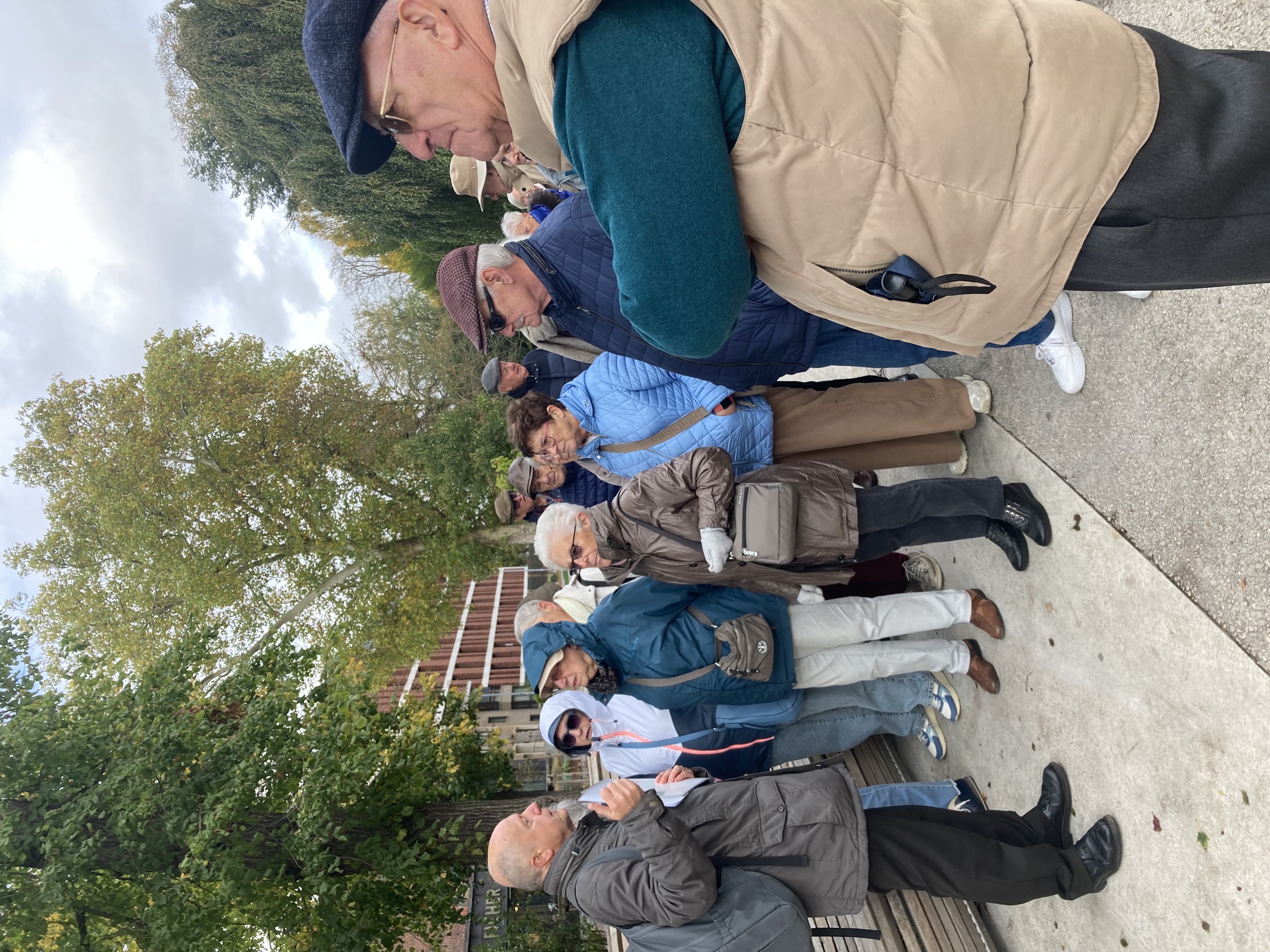 Uitstap Halle Servaiswandeling