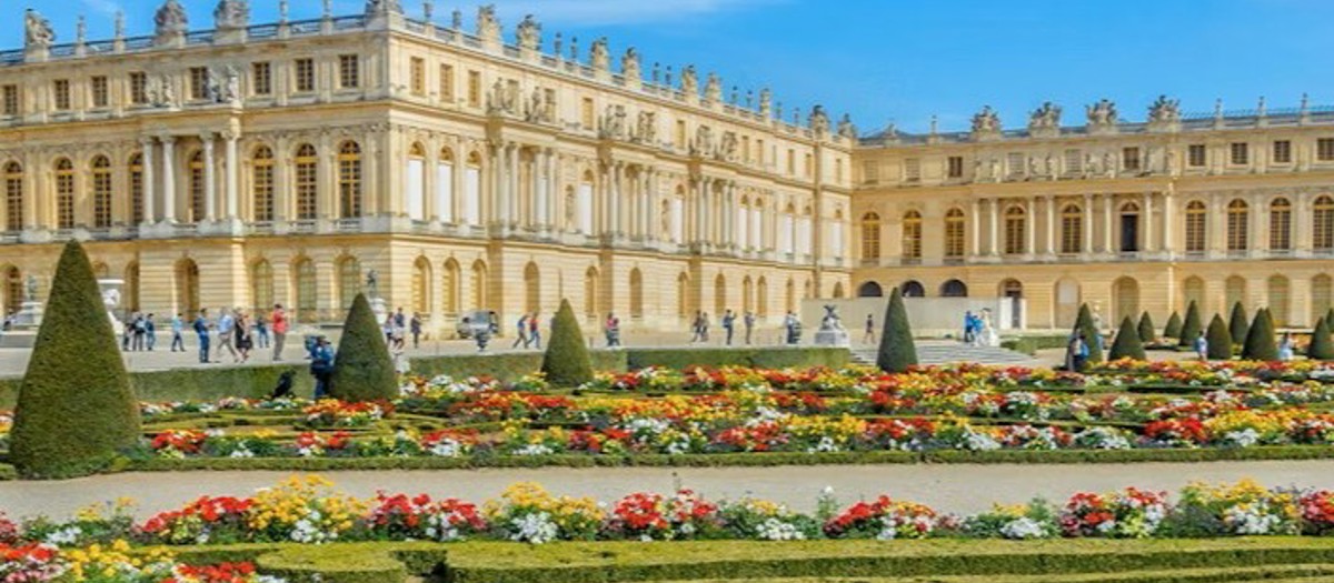 Versailles