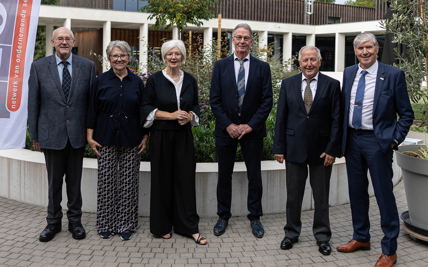 Jubileumfoto bestuur