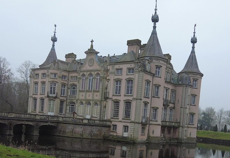 Poeke Kasteel Kort