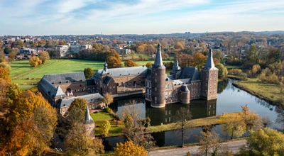 Kasteel Hoensbroek Een Van De Grootste Kastelen Van Nederla