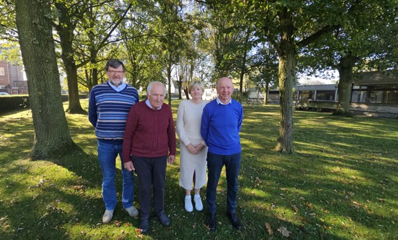 2410 Stichters Neos K C