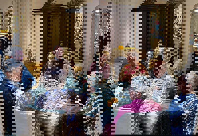 7372F049 12C3 4790 A15f C25606585ee1