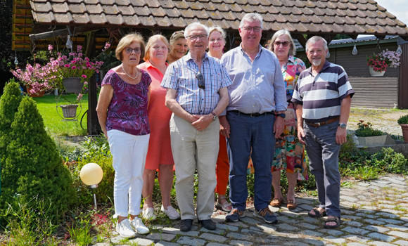 Bestuur Groep DSC02265 Met Dora Pasted 72Dpi 960X530px