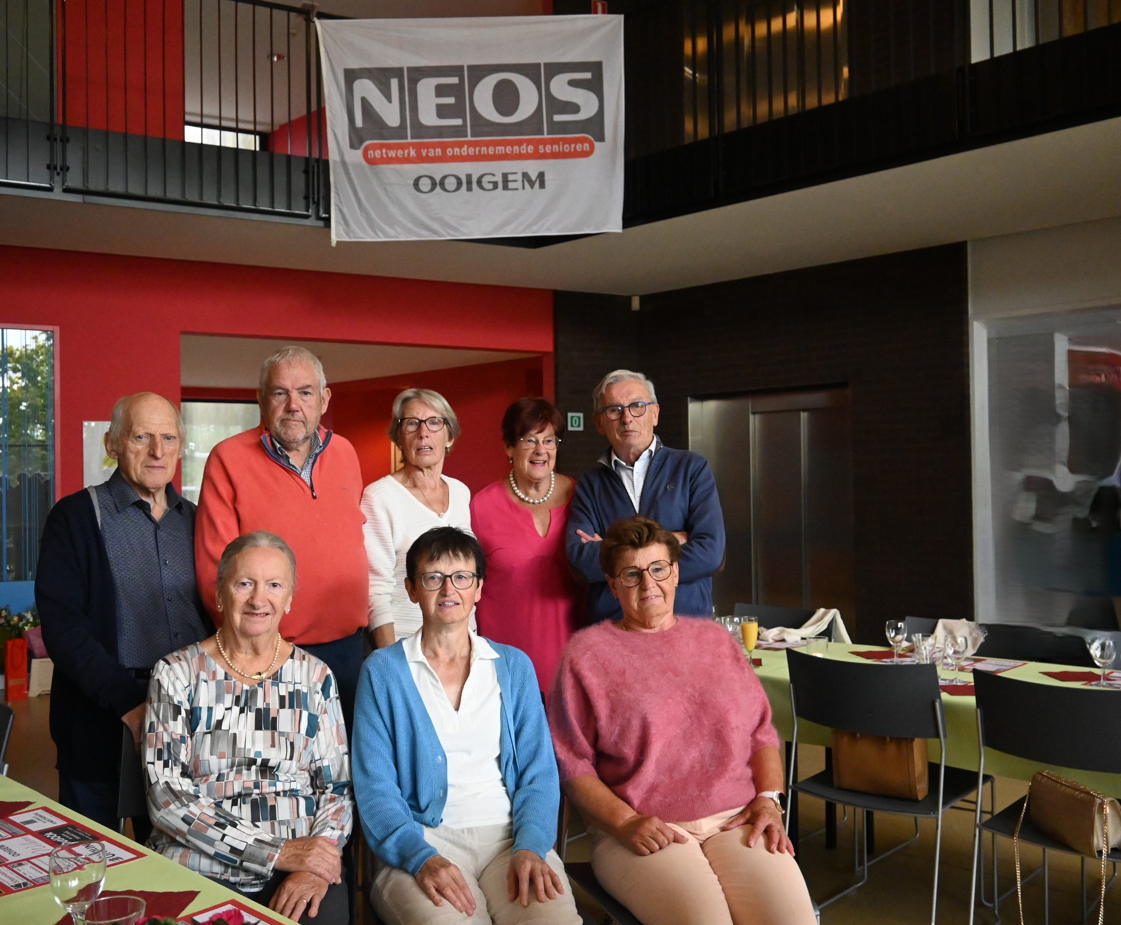 bestuur Neos Ooigem