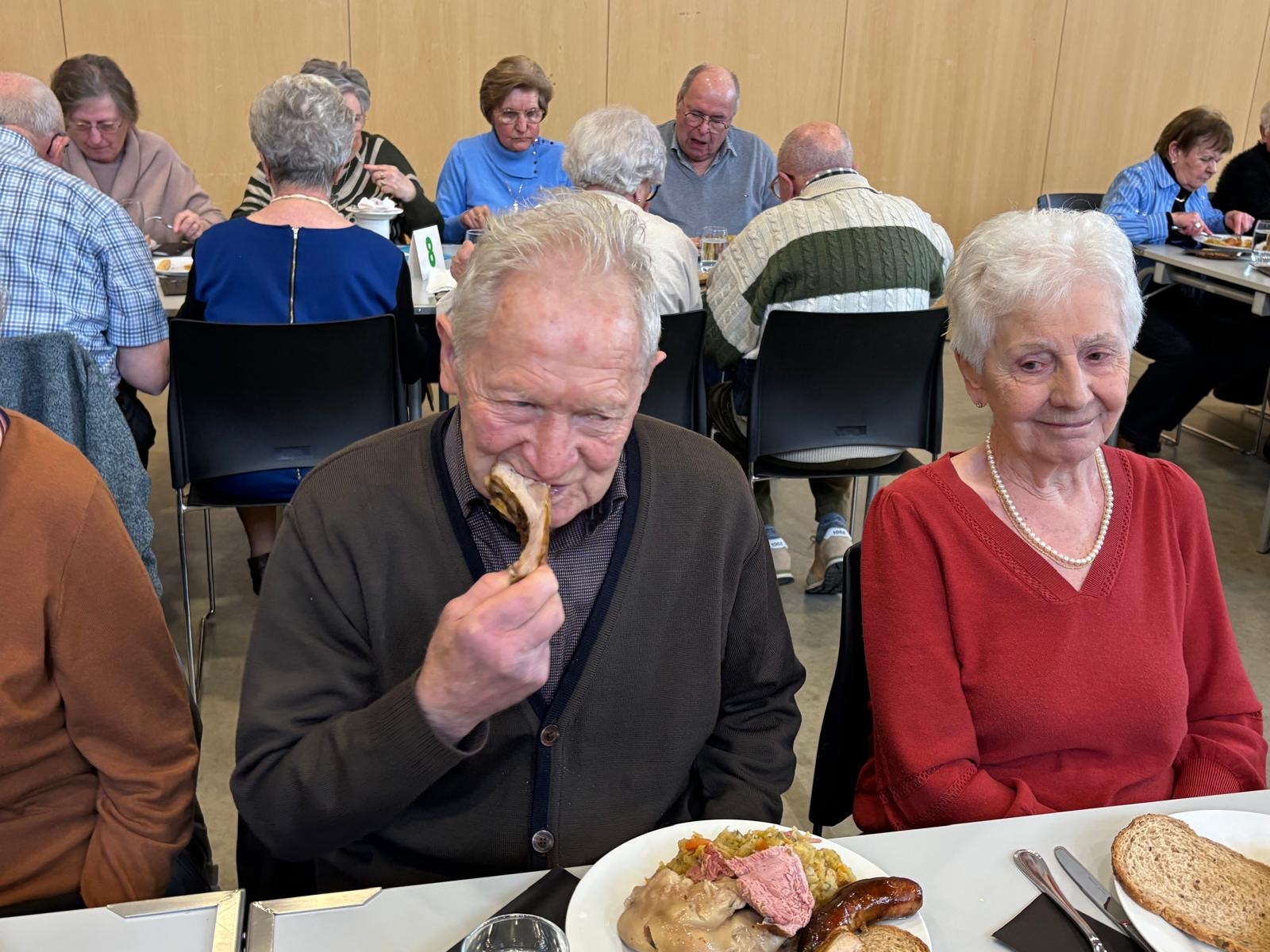 0Ffb010a 585E 40Dd 941F B4f9bb6ec47d