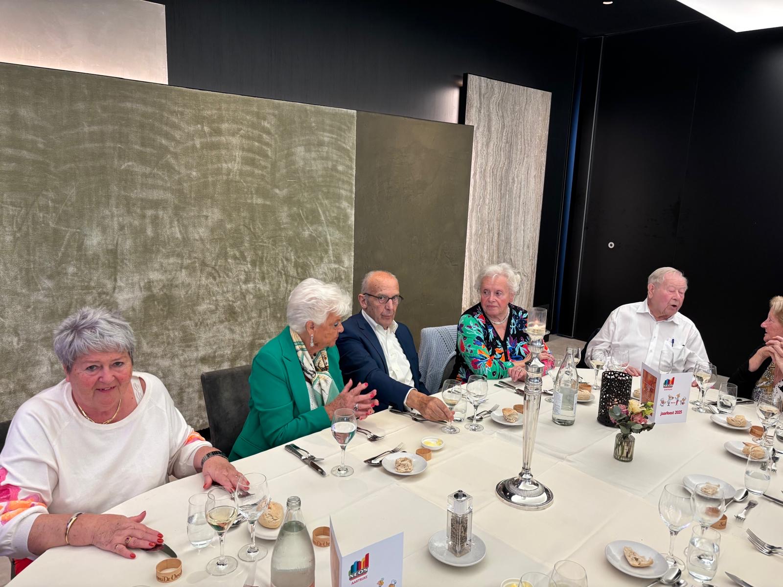 70F4e41e B6d6 4Cb7 Bef4 E0b5408a4005