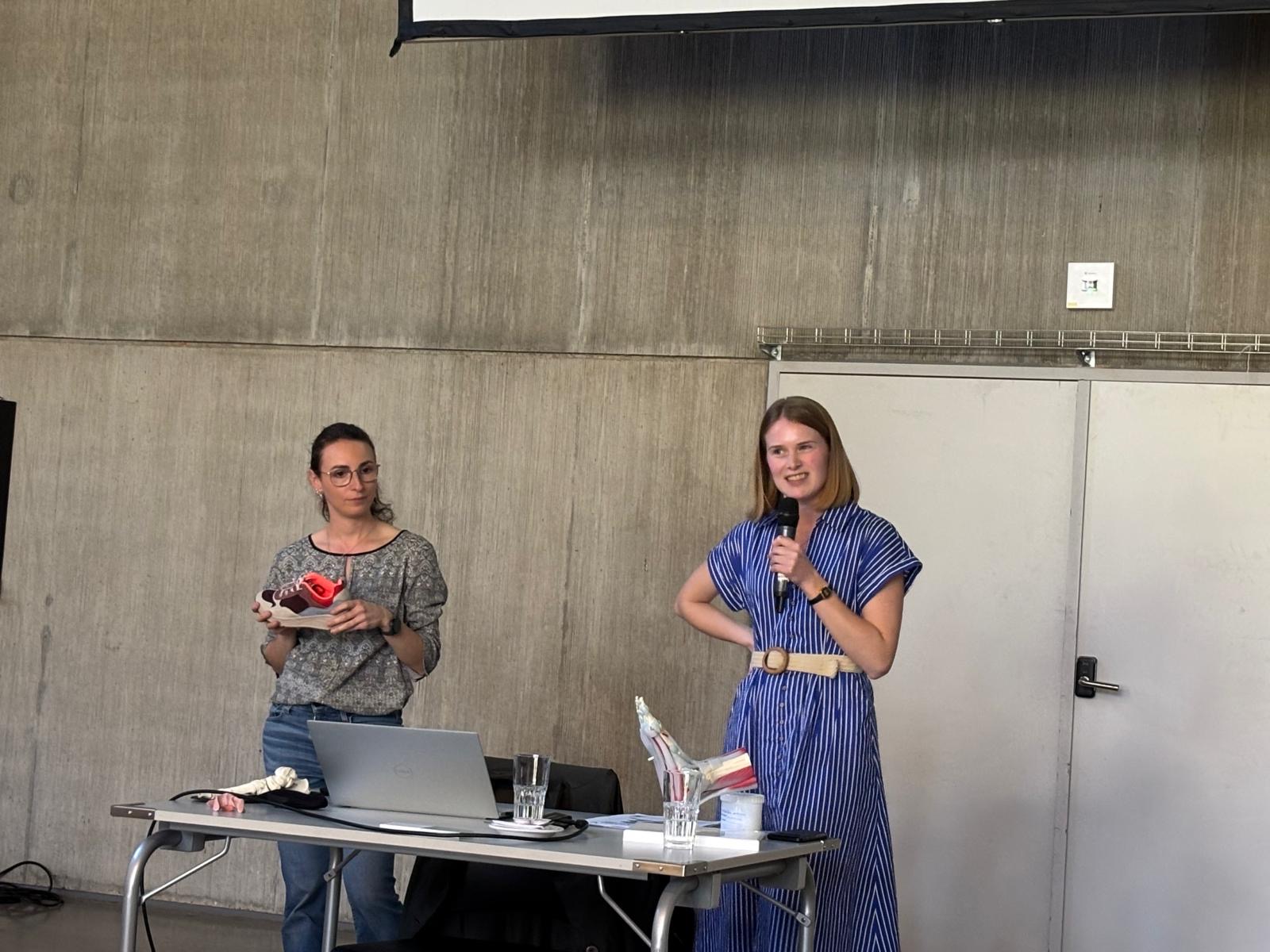 909004Cc 1827 41D0 B44e 9Eaf9c9e1e54