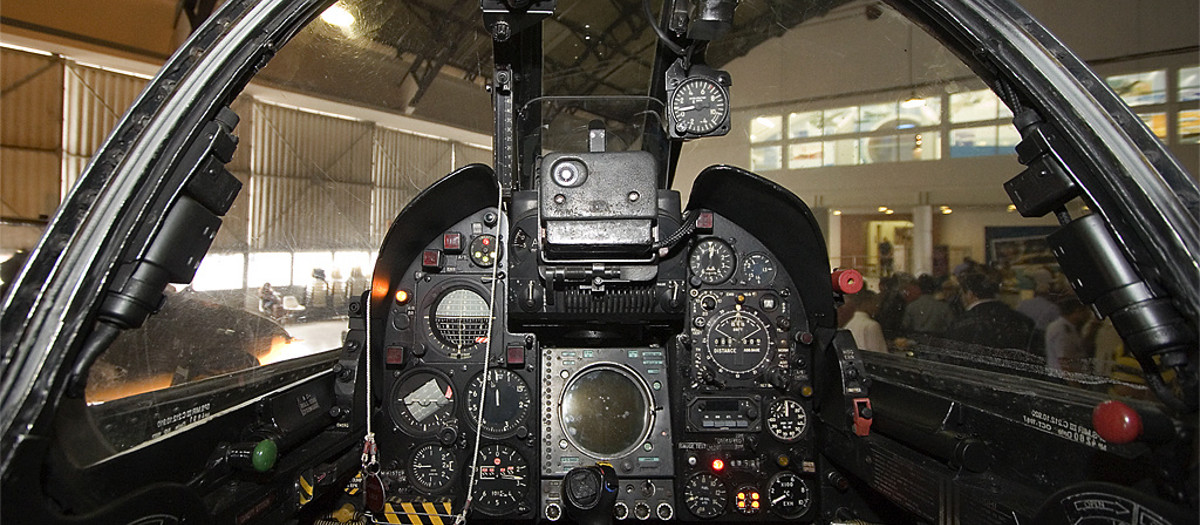 250327 Cockpit M
