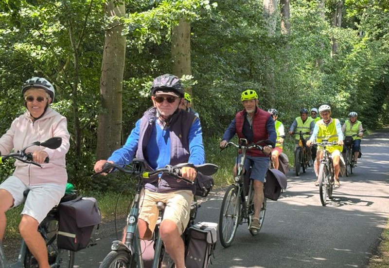 09A55968 4851 4D3d B3d8 A01ea62b8352